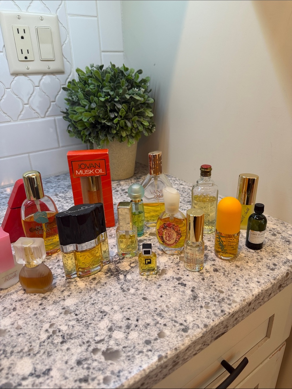 Assorted Vintage Mini Perfum Bottles bundle